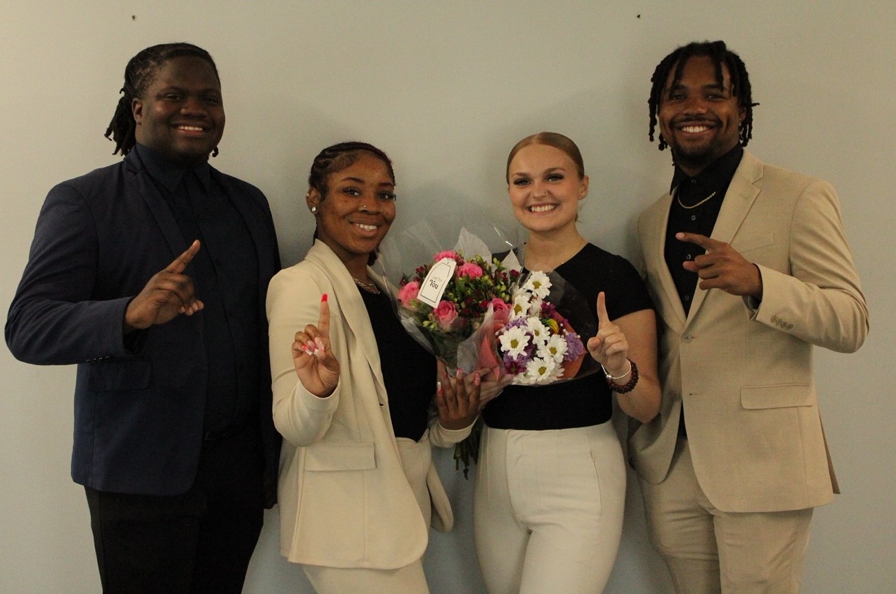 Gritology Inc marketing team engaging customers in-store