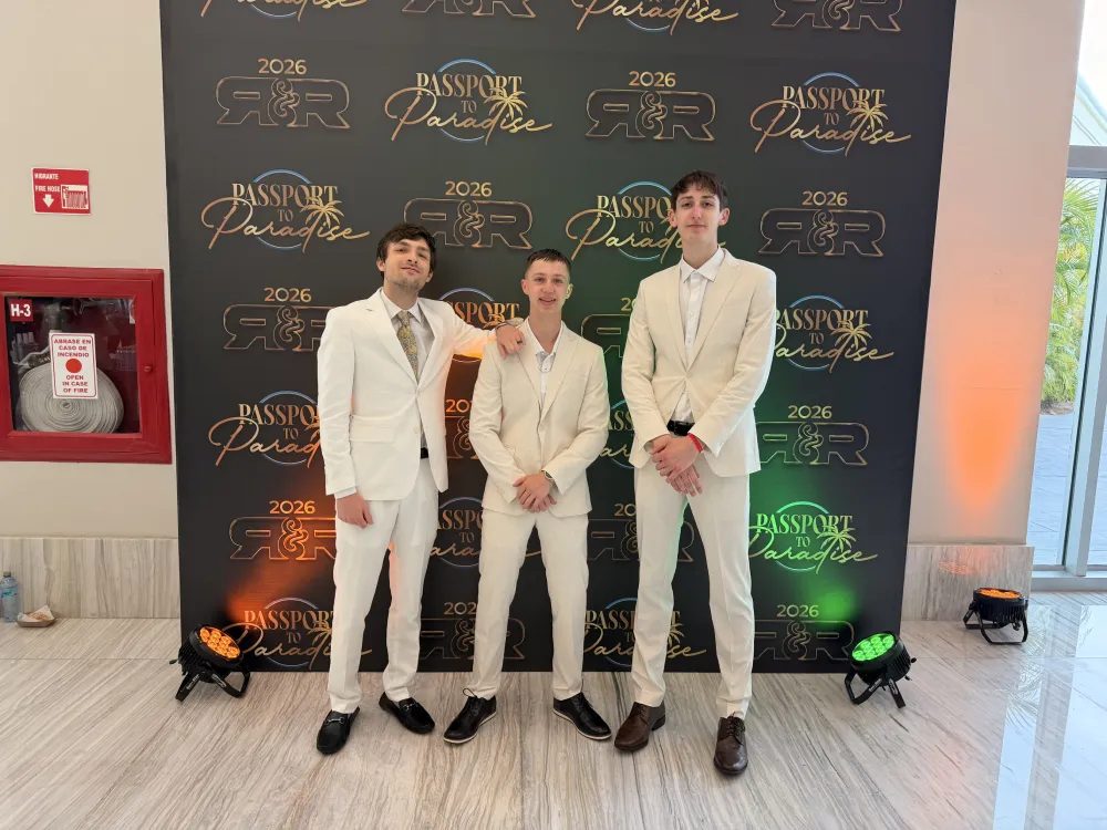 Hisel Marketing Inc. team members at an awards night