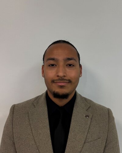 Headshot of Matthew Dandridge, Marathon Momentum Group team member